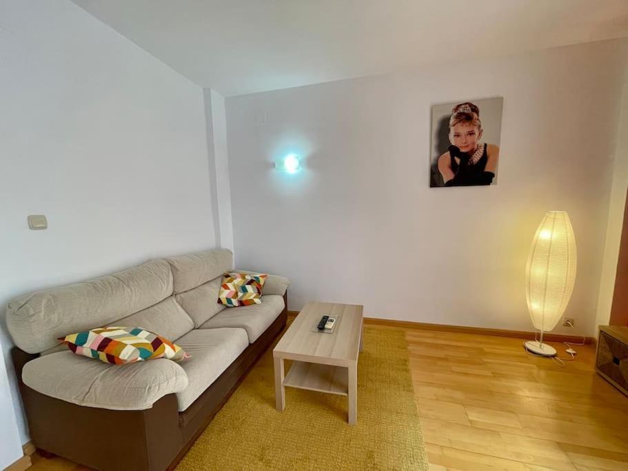 Acogedor Apartamento En 萨拉戈萨 外观 照片