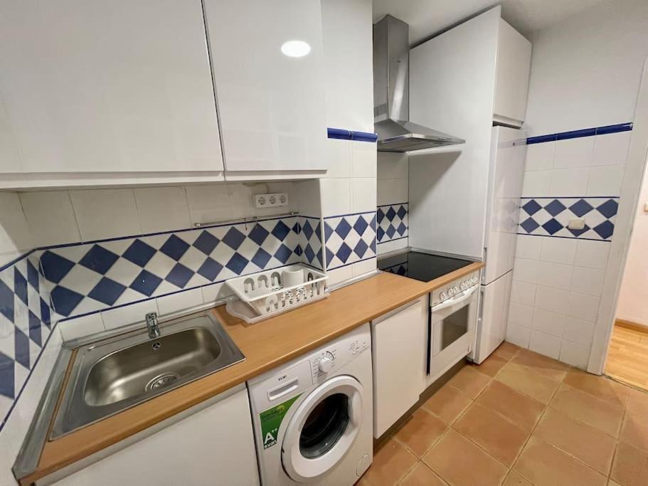 Acogedor Apartamento En 萨拉戈萨 外观 照片