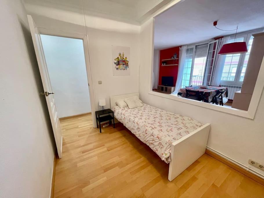 Acogedor Apartamento En 萨拉戈萨 外观 照片