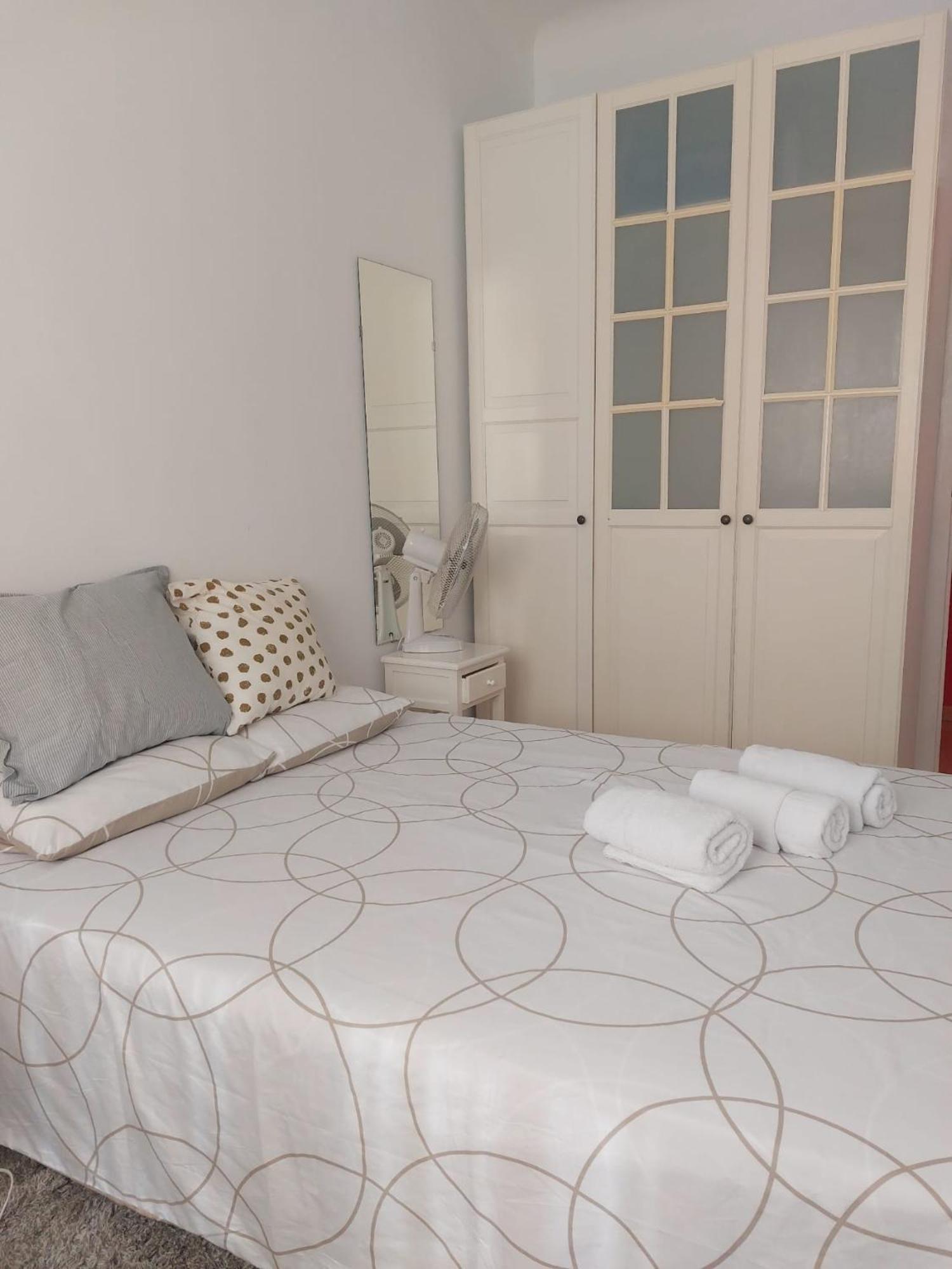 Acogedor Apartamento En 萨拉戈萨 外观 照片