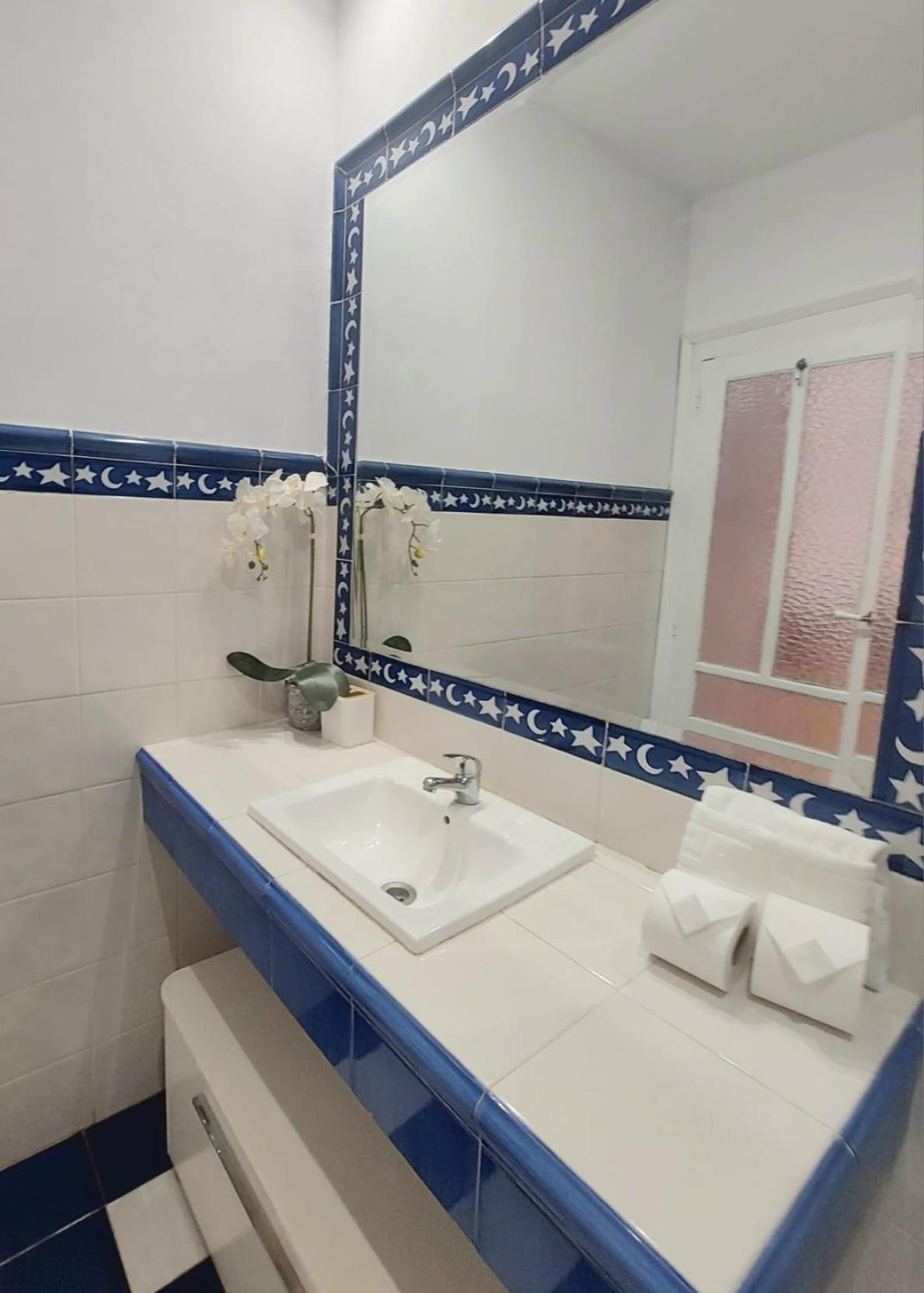 Acogedor Apartamento En 萨拉戈萨 外观 照片